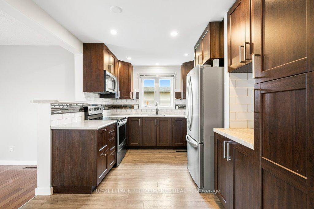 Photo 14 of 360 Burnt Ember Way, Ottawa, Chatelaine Village — HOMEH