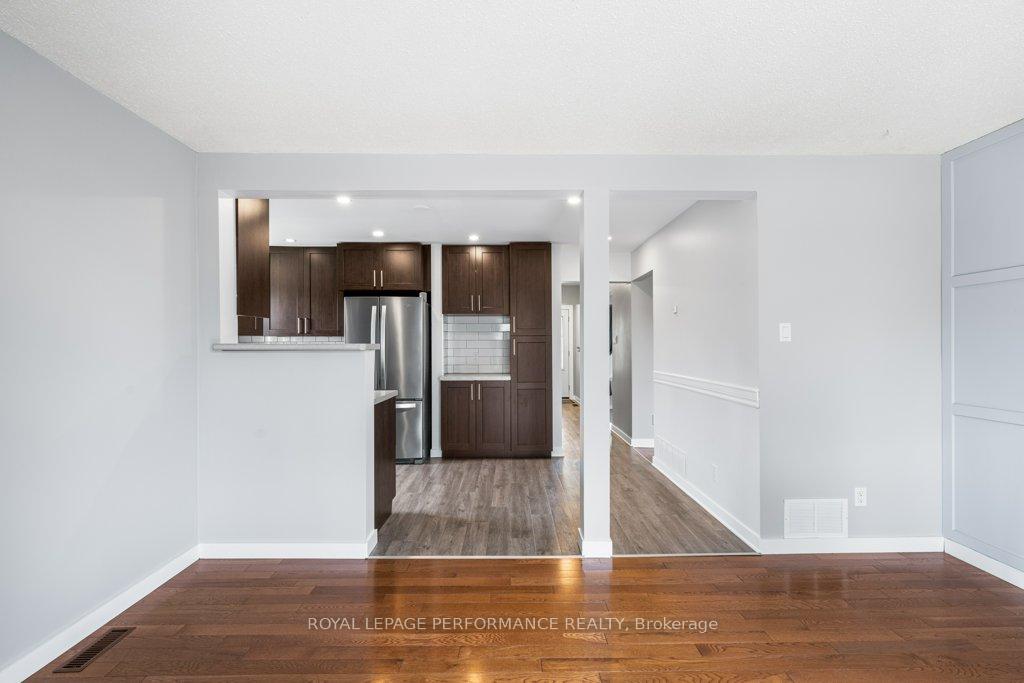 Photo 21 of 360 Burnt Ember Way, Ottawa, Chatelaine Village — HOMEH