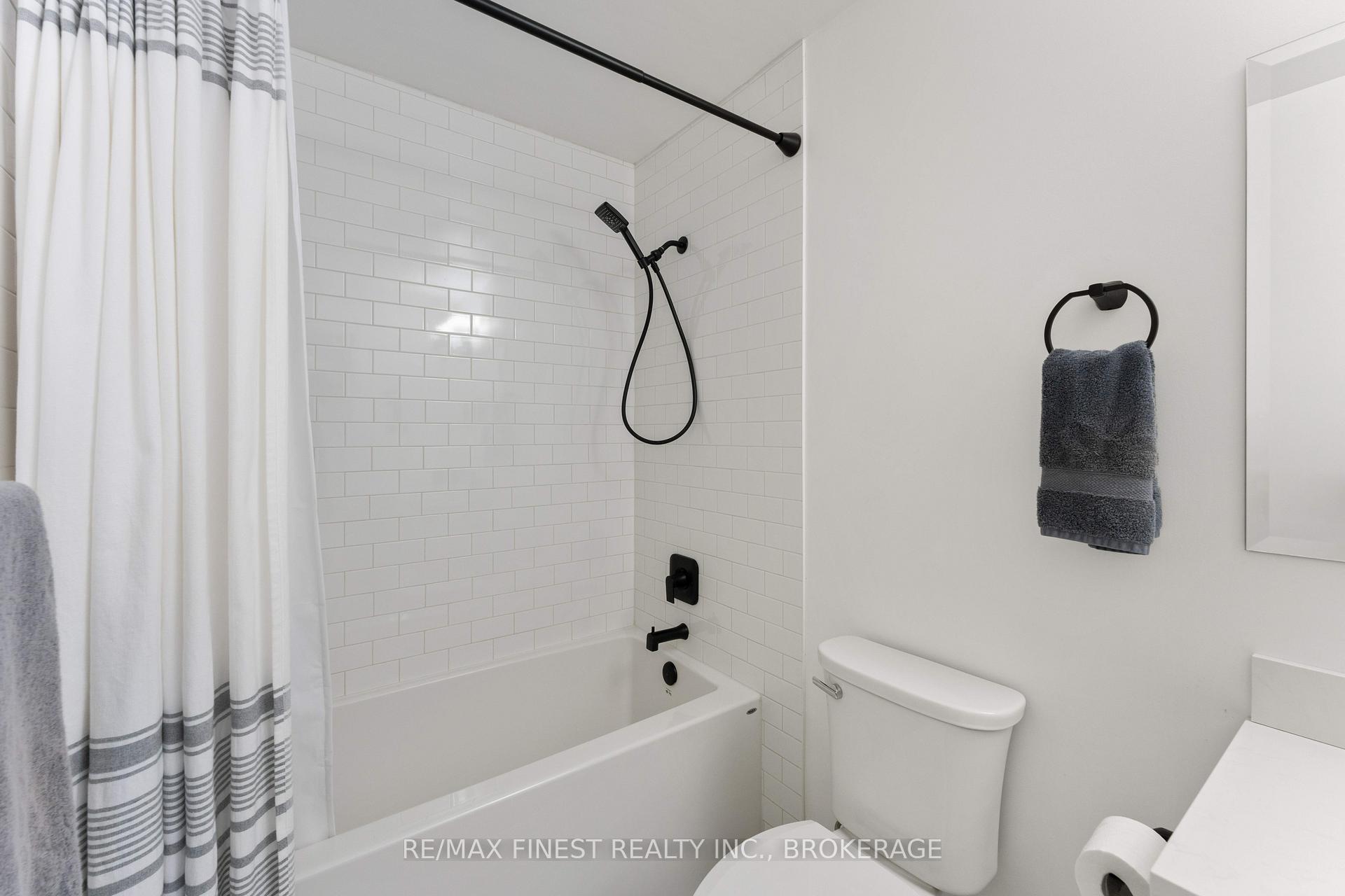 Photo 22 of 1042 Rainbow Crescent, Kingston, Kingston East (Incl Barret Crt) — HOMEH
