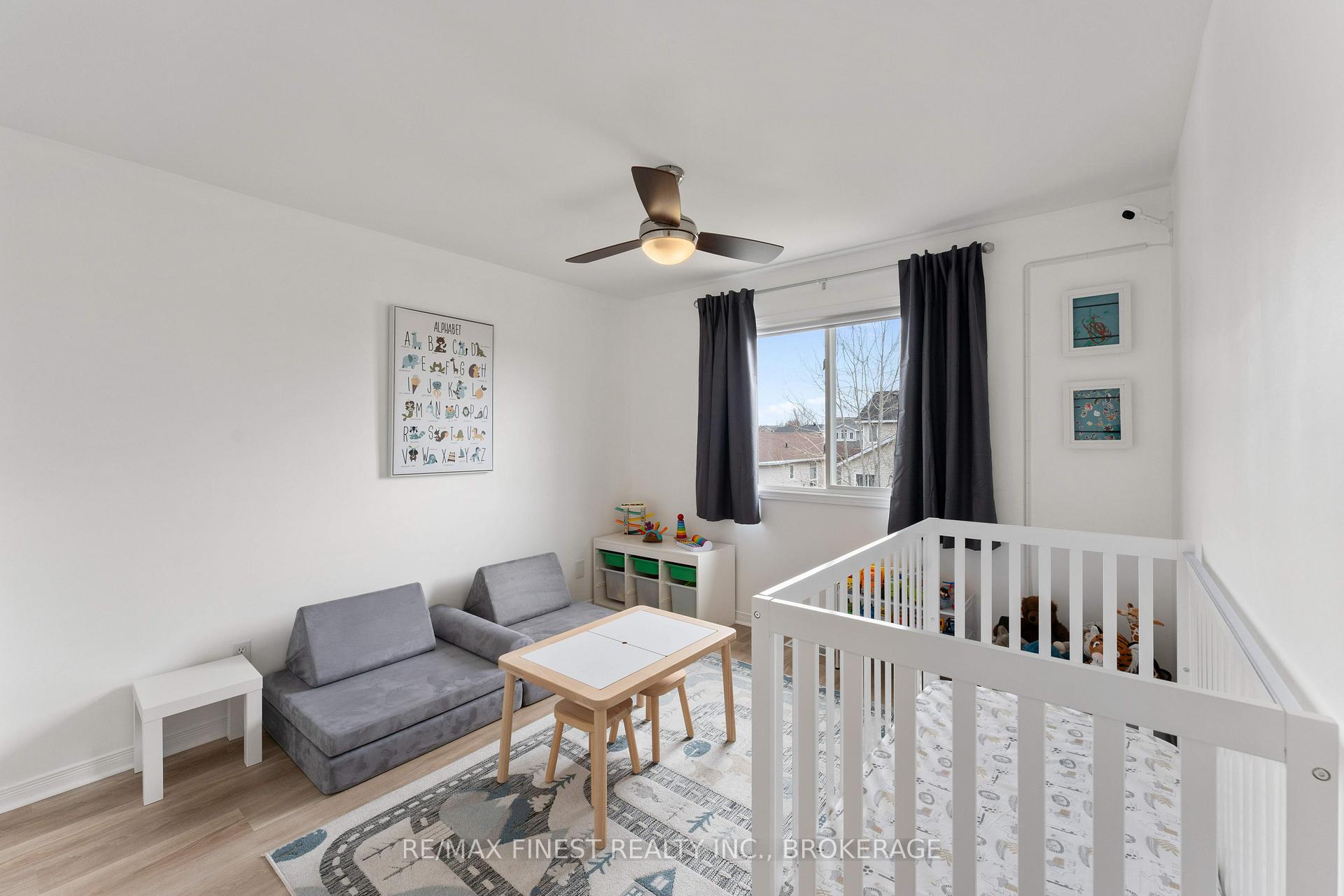 Photo 26 of 1042 Rainbow Crescent, Kingston, Kingston East (Incl Barret Crt) — HOMEH
