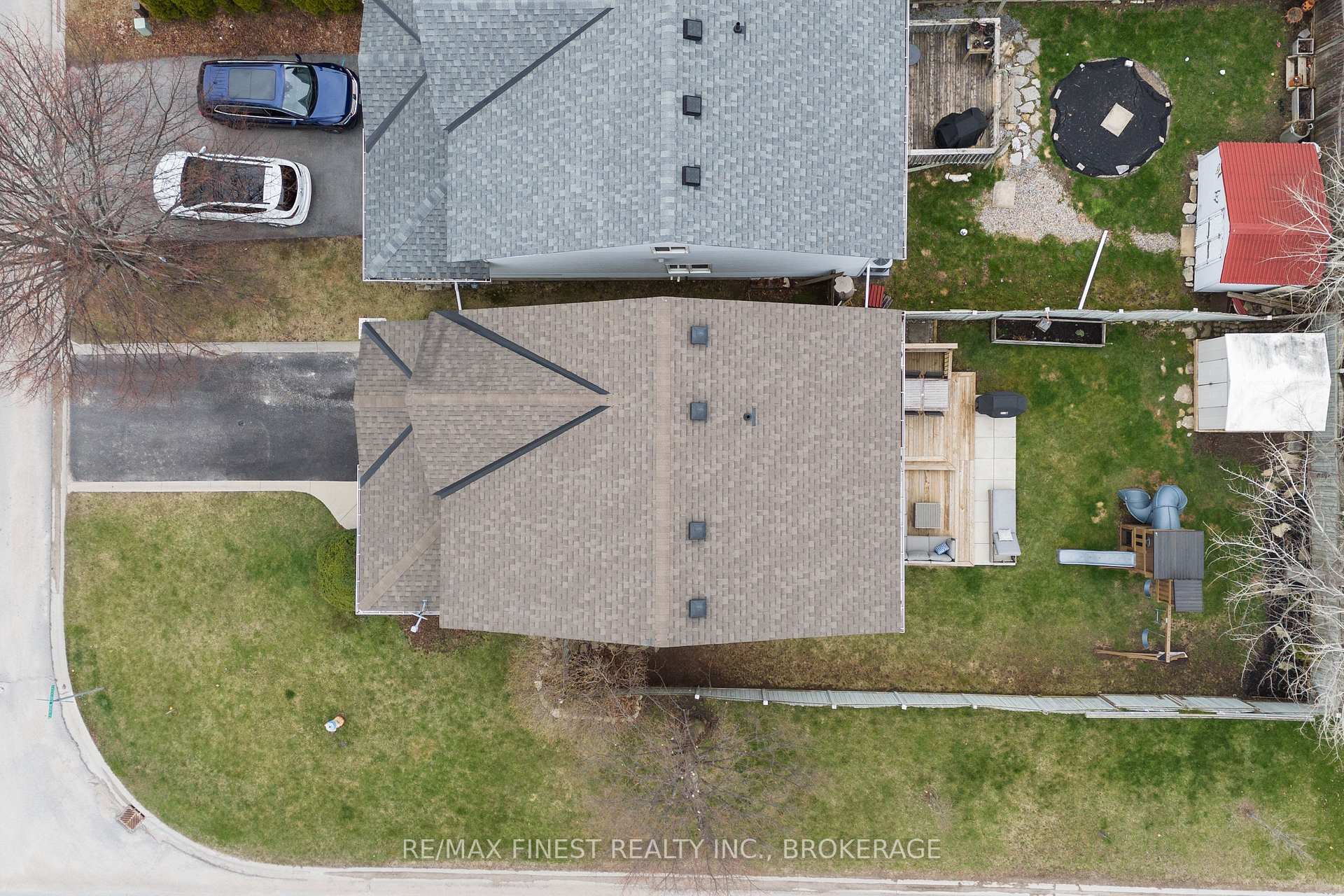 Photo 40 of 1042 Rainbow Crescent, Kingston, Kingston East (Incl Barret Crt) — HOMEH