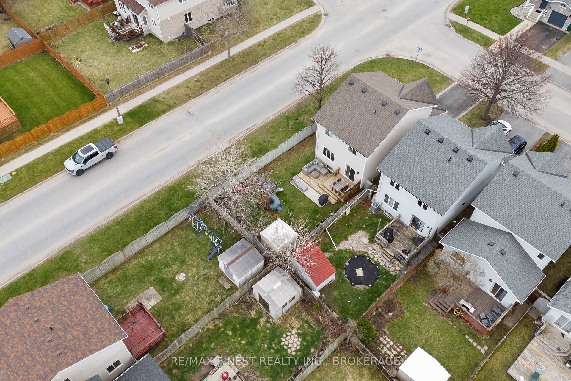 Photo 46 of 1042 Rainbow Crescent, Kingston, Kingston East (Incl Barret Crt) — HOMEH