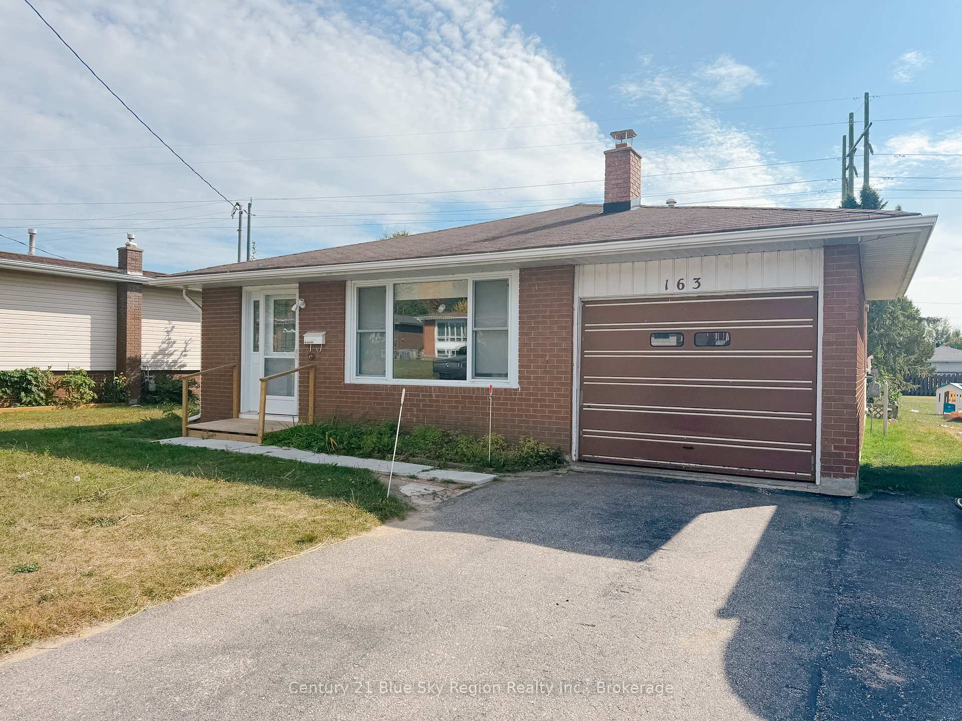 Photo 1 of 163 Beverly Road, North Bay, Widdifield — HOMEH