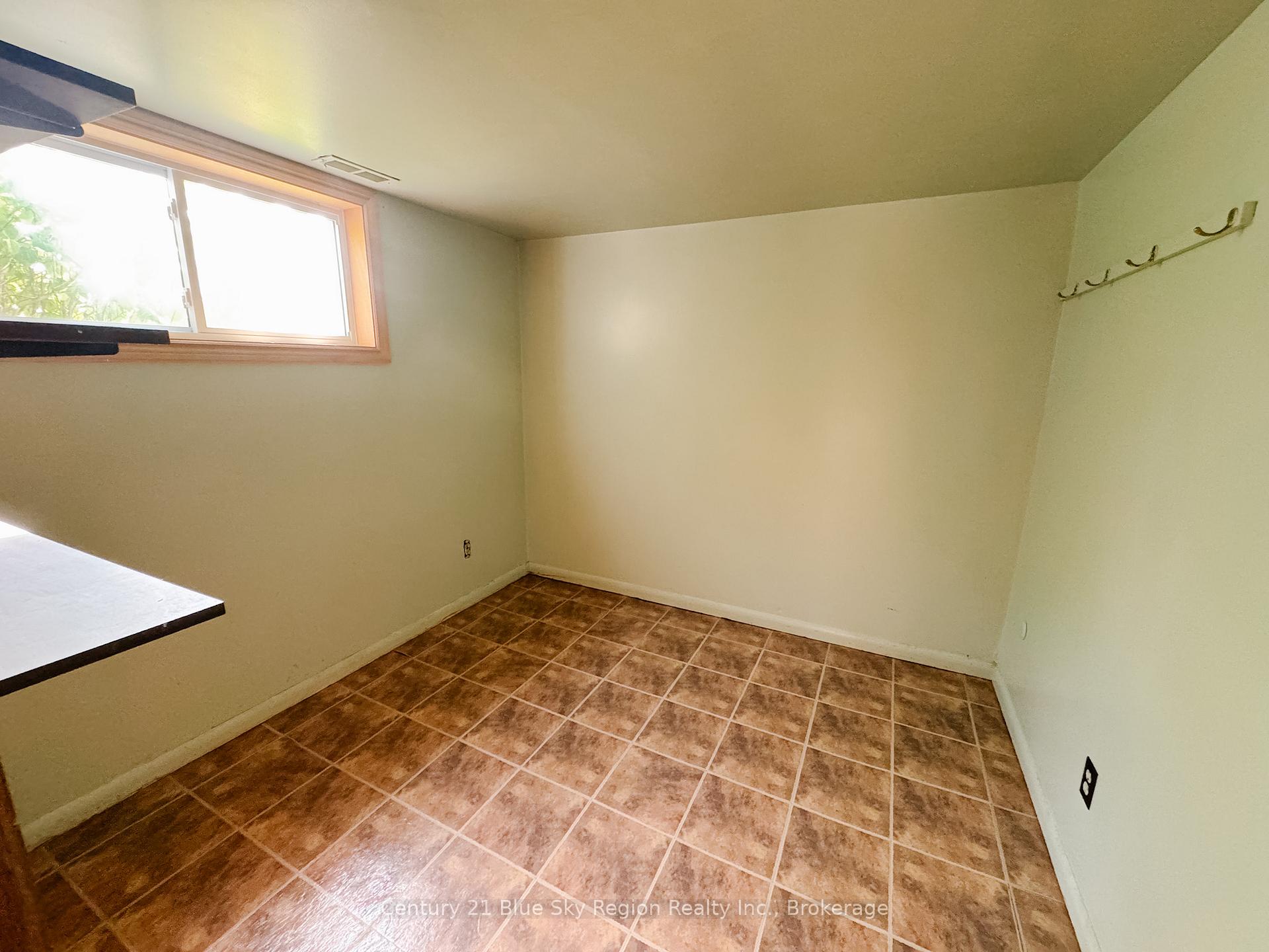 Photo 23 of 163 Beverly Road, North Bay, Widdifield — HOMEH