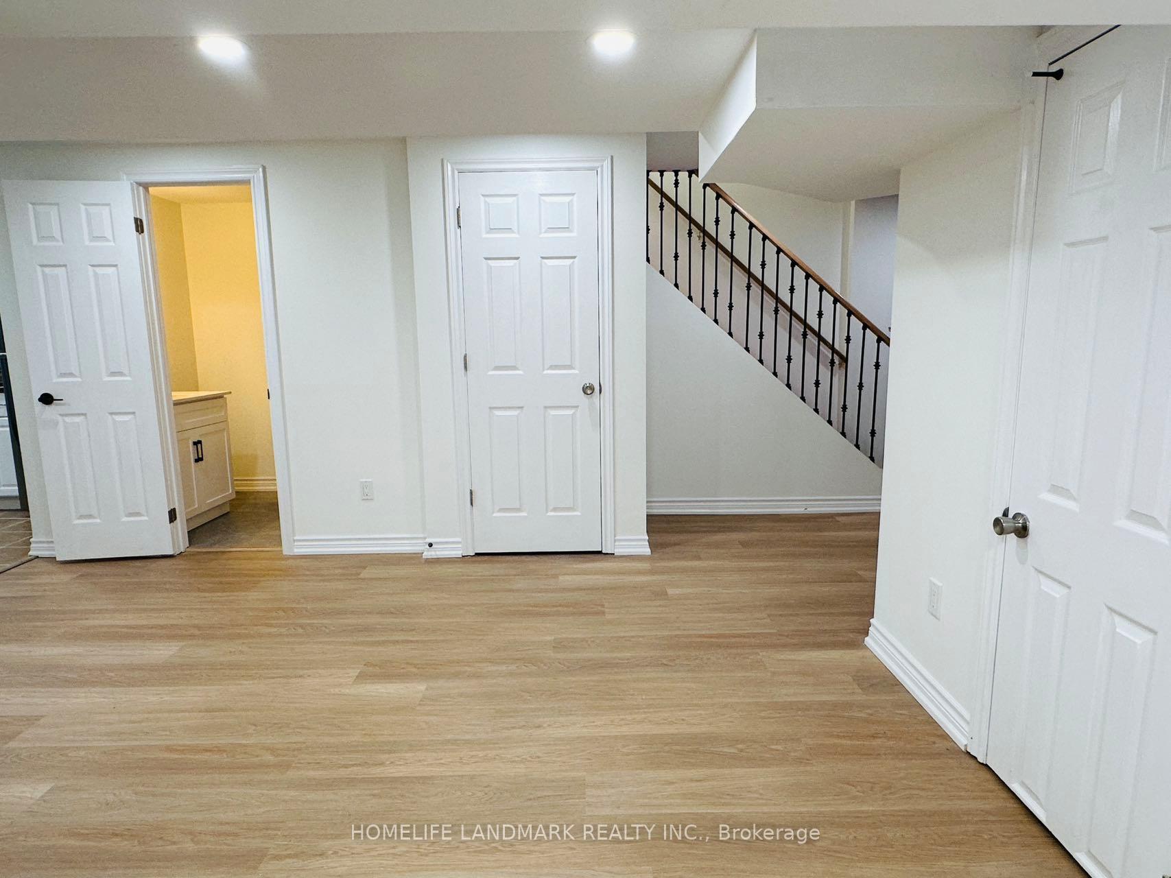 Photo 8 of 49 Lucien Street, Markham, Village Green-South Unionville — HOMEH