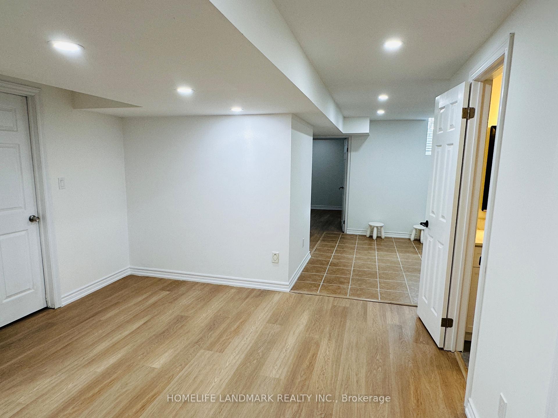 Photo 9 of 49 Lucien Street, Markham, Village Green-South Unionville — HOMEH
