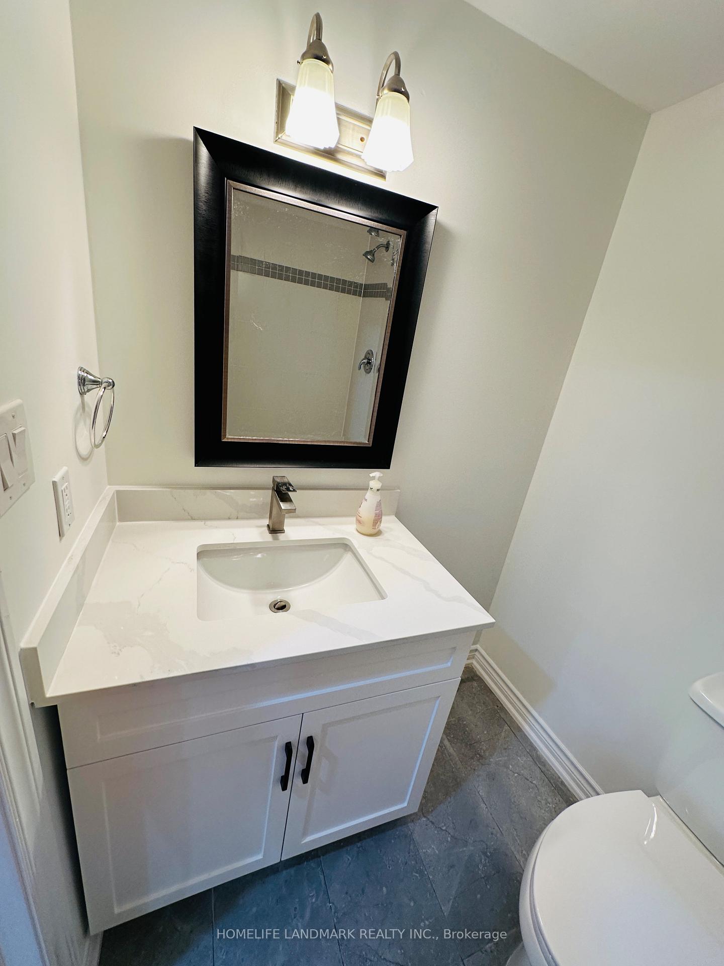 Photo 16 of 49 Lucien Street, Markham, Village Green-South Unionville — HOMEH