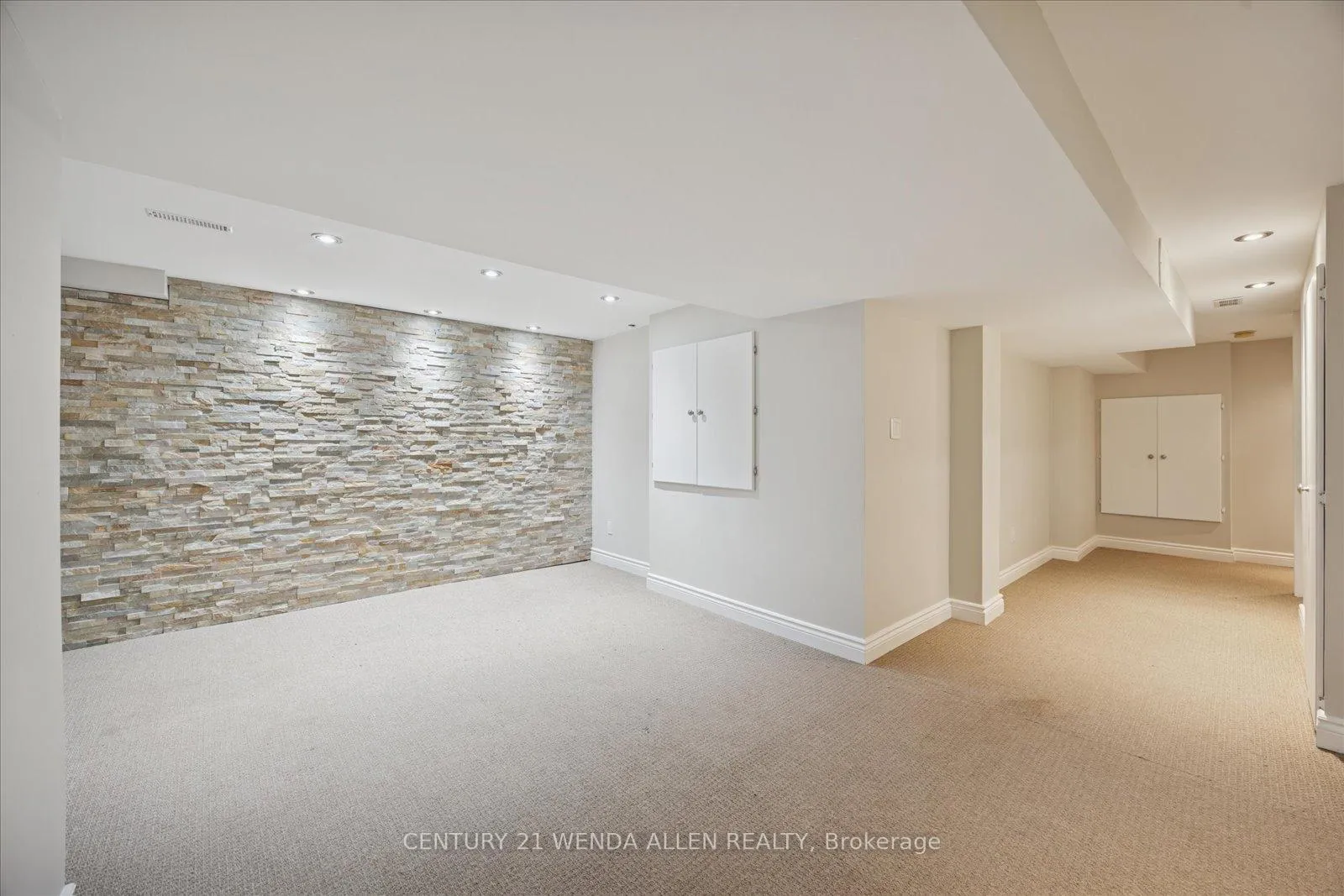 Photo 11 of 1781 Woodgate Trail, Oshawa, Samac — HOMEH