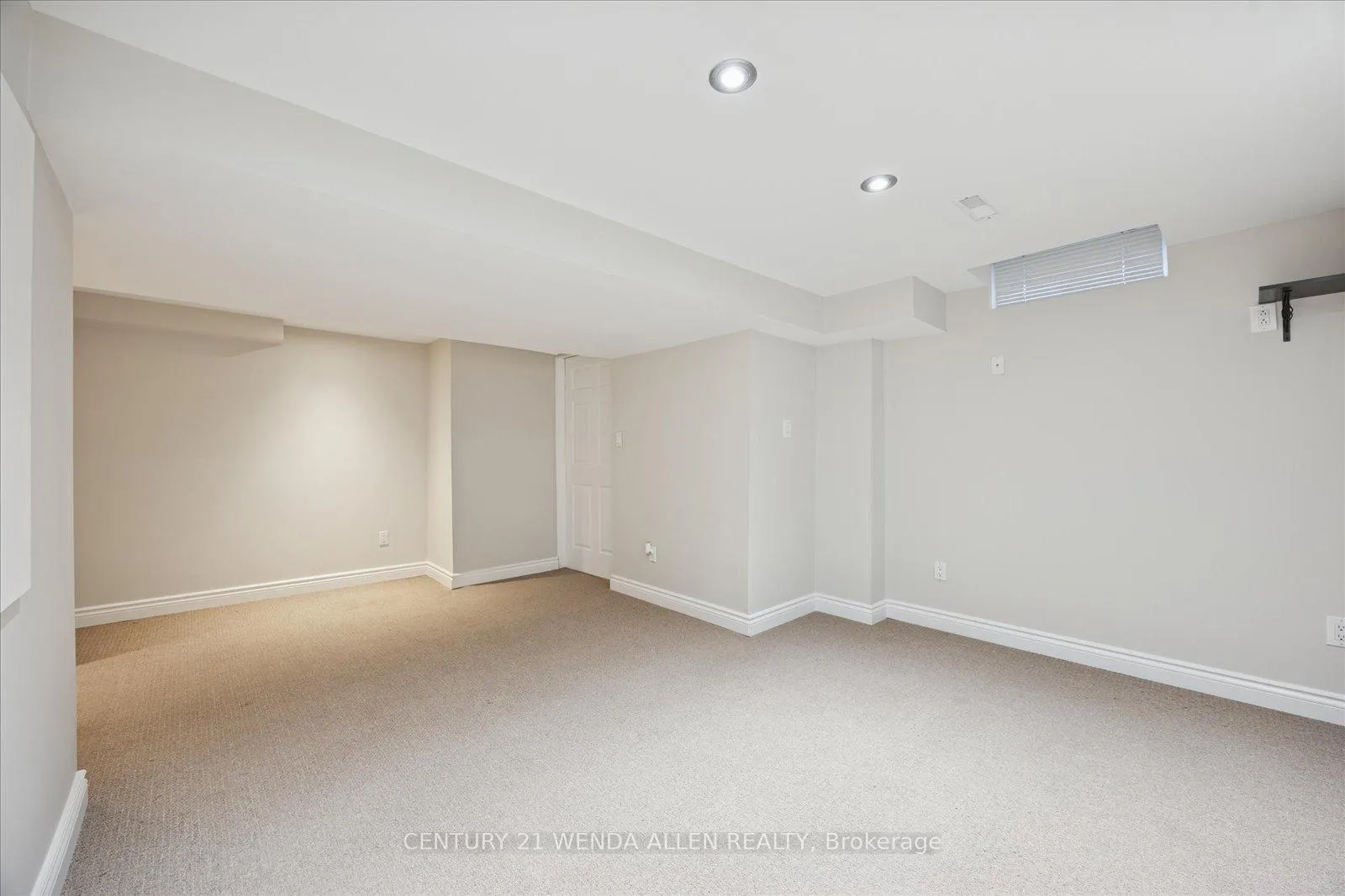 Photo 14 of 1781 Woodgate Trail, Oshawa, Samac — HOMEH