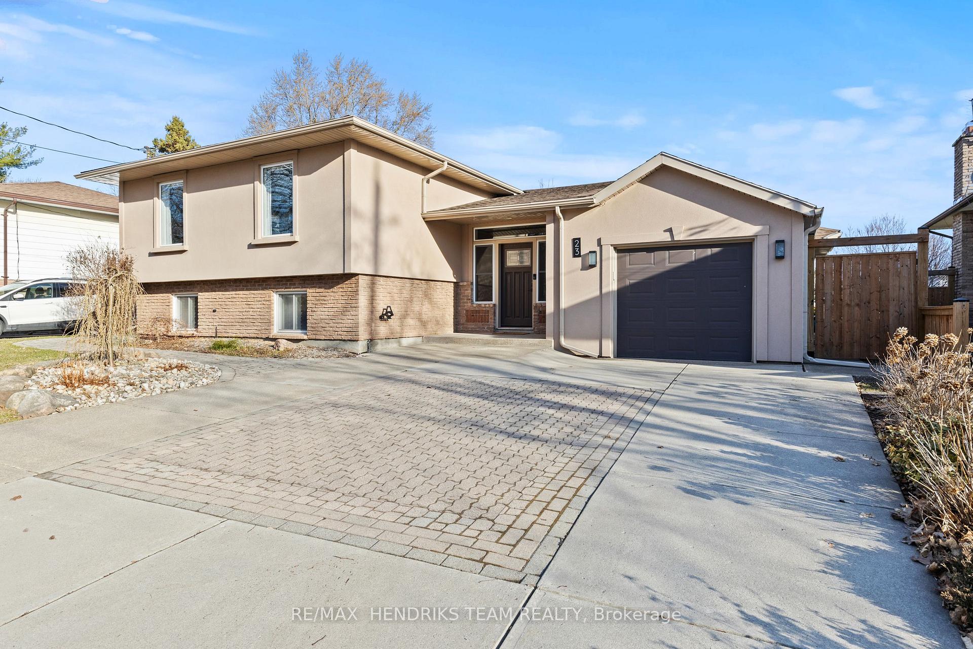 Photo 1 of 23 Hurricane Road, Pelham, Fonthill — HOMEH