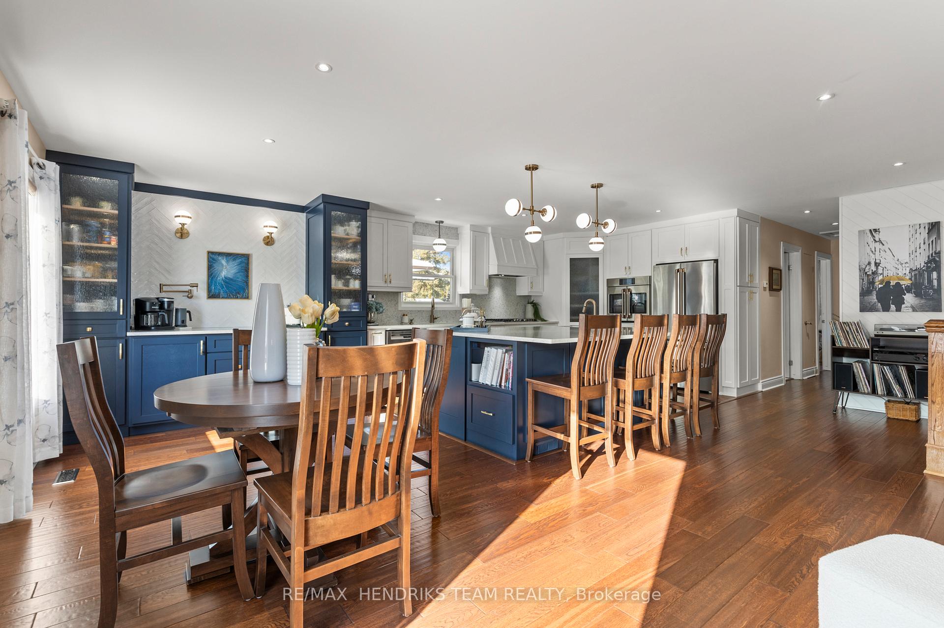 Photo 9 of 23 Hurricane Road, Pelham, Fonthill — HOMEH