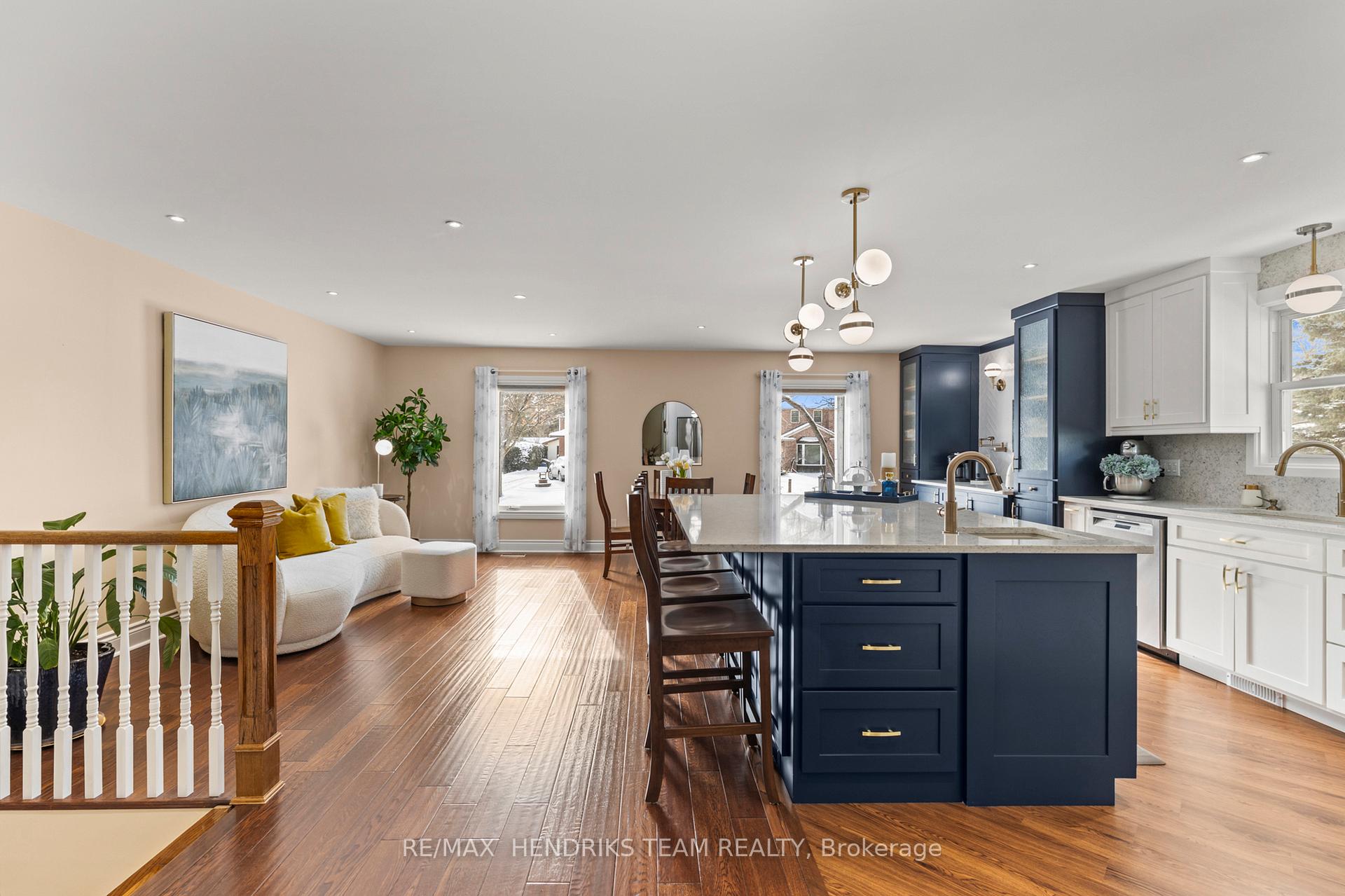 Photo 17 of 23 Hurricane Road, Pelham, Fonthill — HOMEH