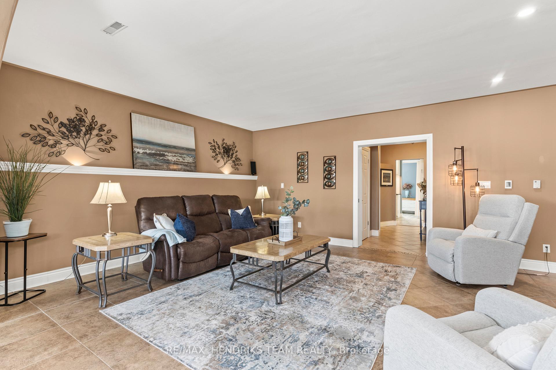 Photo 27 of 23 Hurricane Road, Pelham, Fonthill — HOMEH
