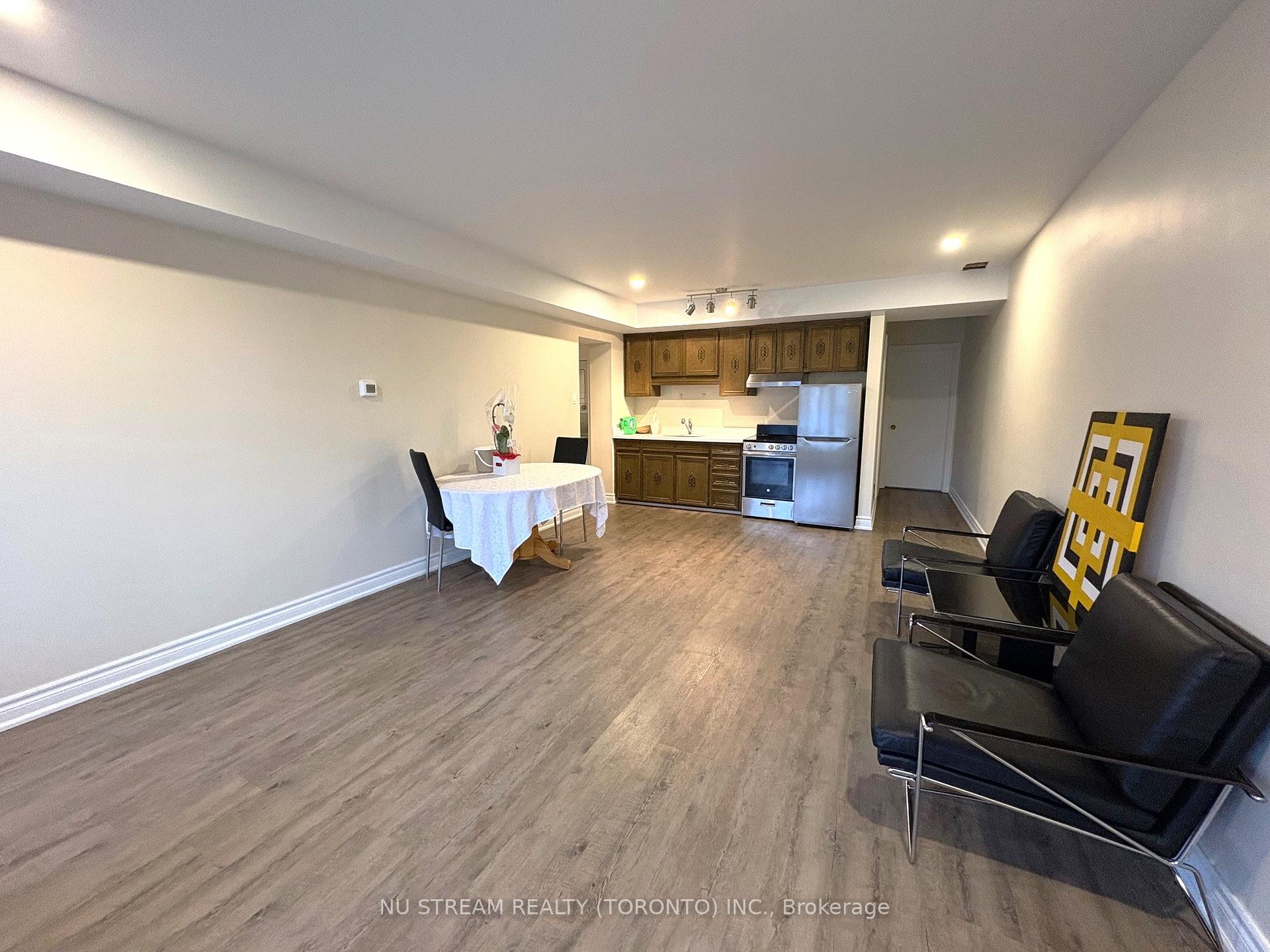 Photo 5 of Unit BSMT, 8 Forest Park Crescent, Markham, Royal Orchard — HOMEH