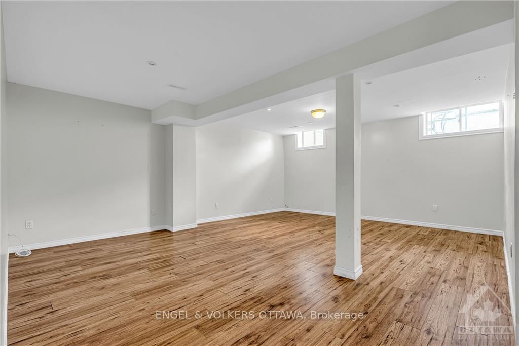 Photo 4 of 793 Valin Street, Ottawa, Fallingbrook/Gardenway South — HOMEH