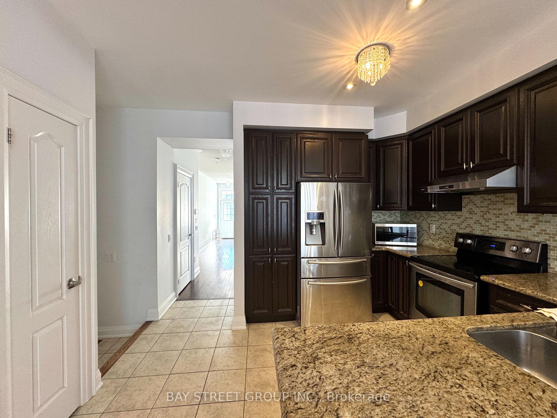 Photo 12 of 78 Silkgrove Terrace, Markham, Wismer — HOMEH