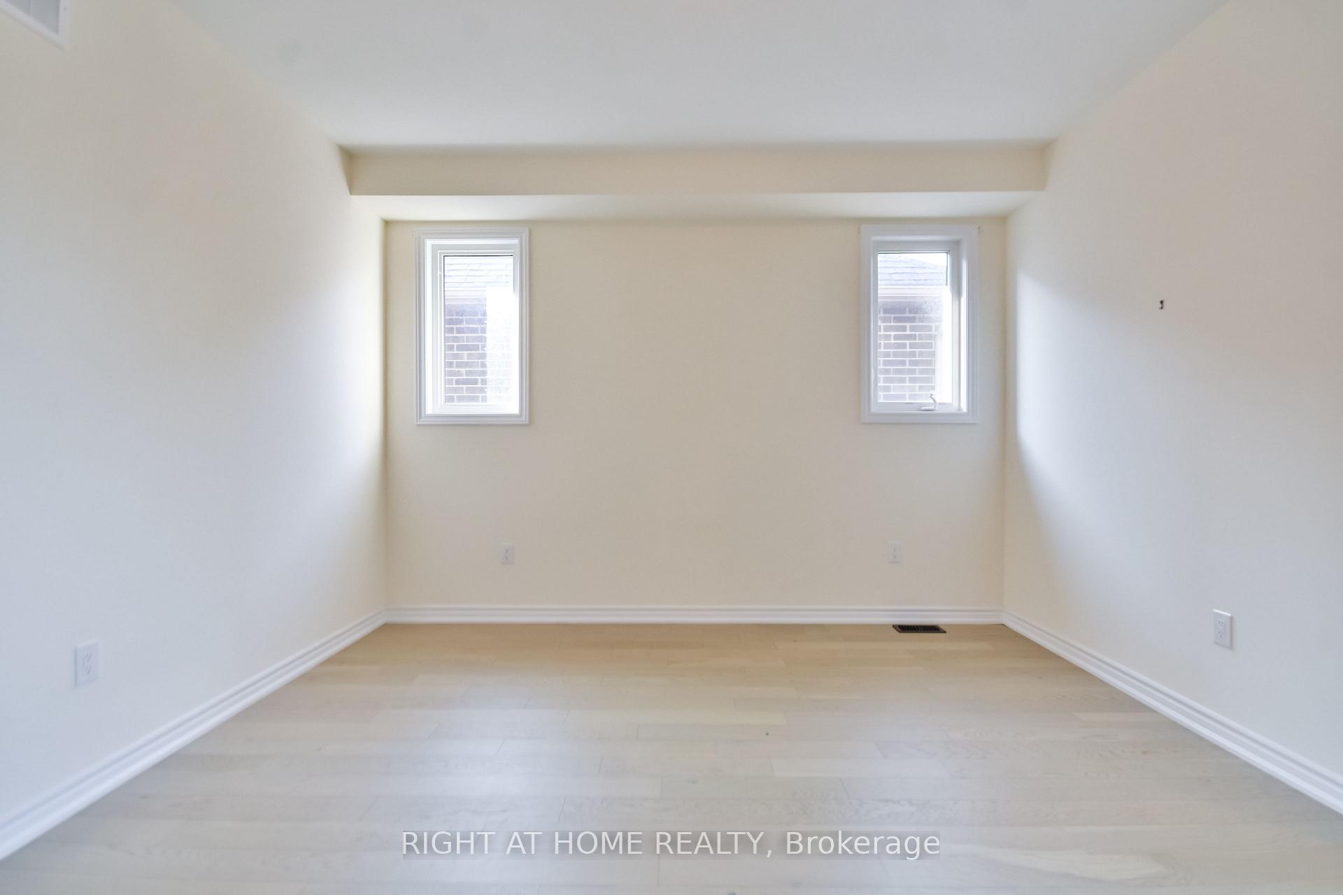 Photo 12 of 3032 Sierra Drive, Orillia — HOMEH