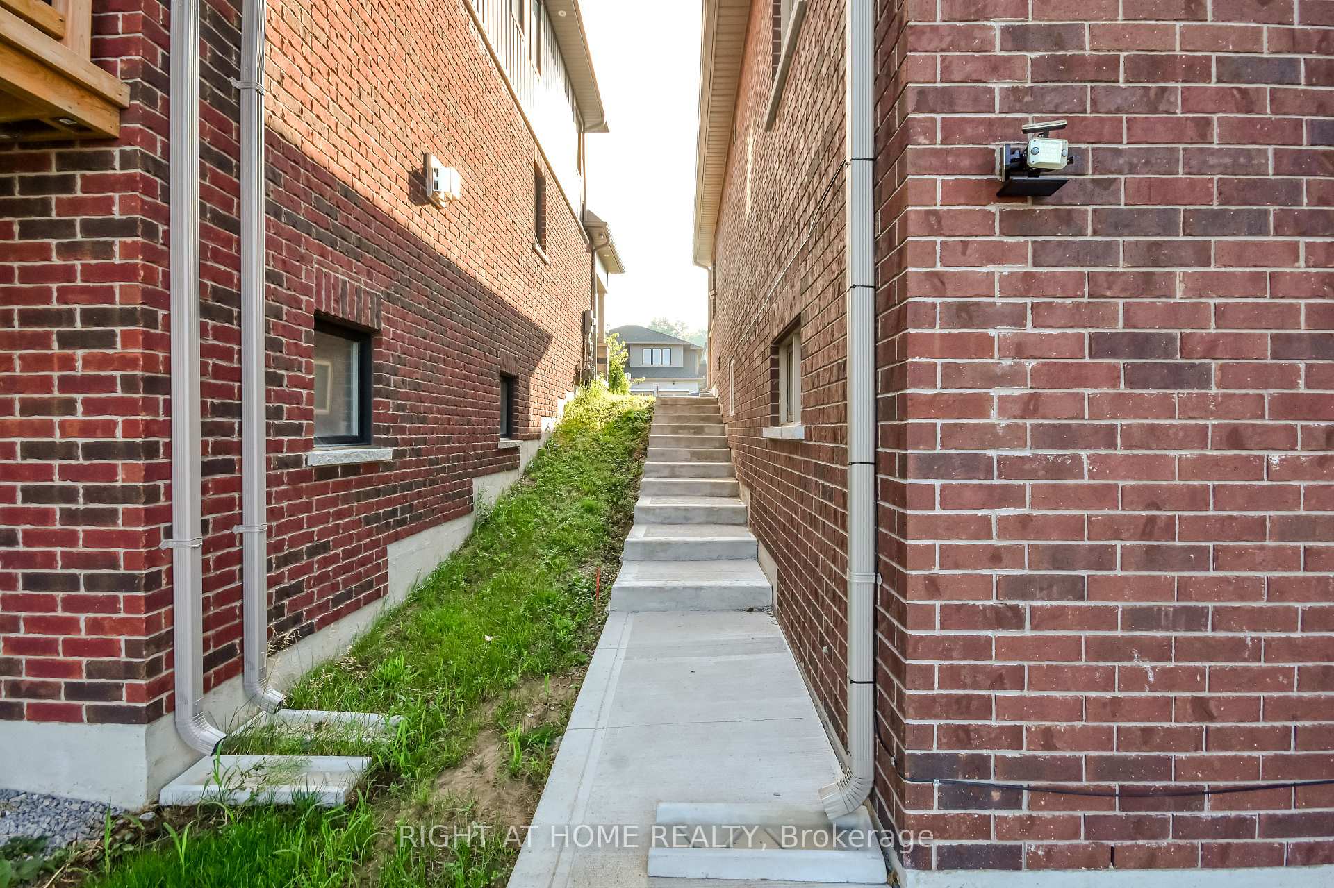 Photo 46 of 3032 Sierra Drive, Orillia — HOMEH