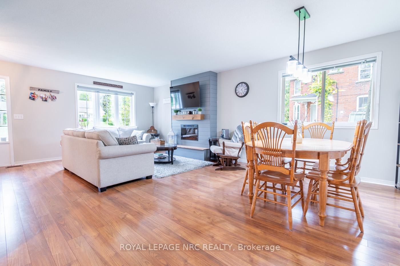 Photo 10 of 810 Canboro Road W, Pelham, Fenwick — HOMEH