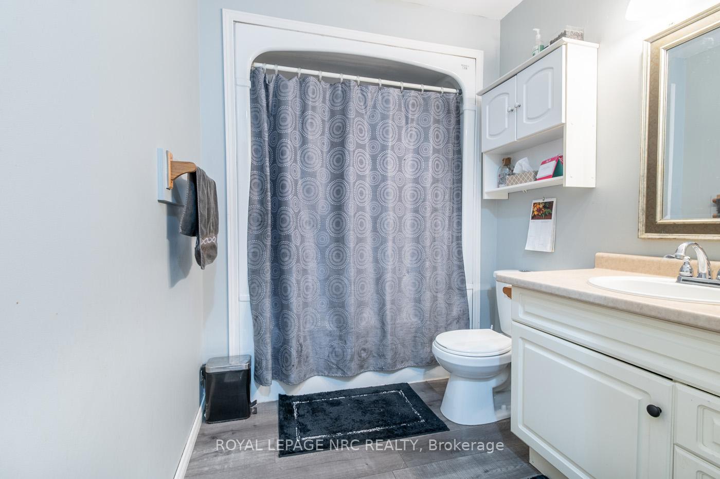 Photo 19 of 810 Canboro Road W, Pelham, Fenwick — HOMEH