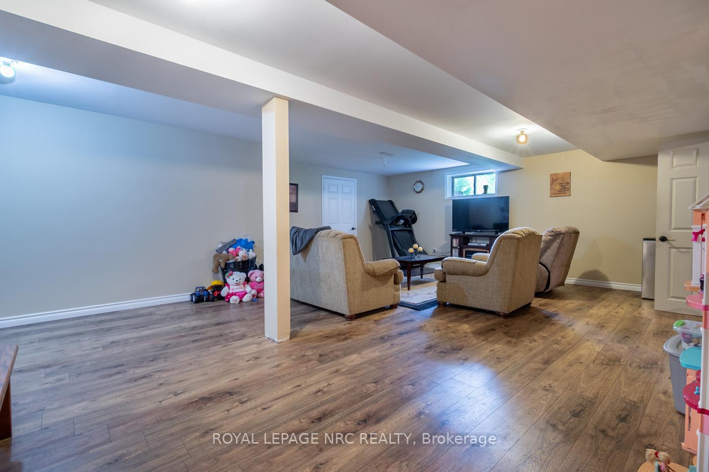 Photo 33 of 810 Canboro Road W, Pelham, Fenwick — HOMEH