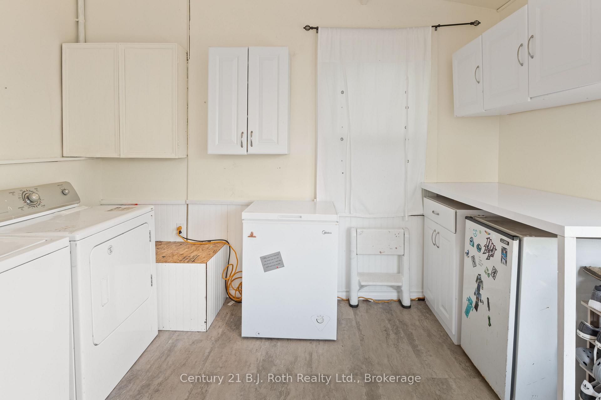 Photo 18 of 5 Albany Avenue, Orillia — HOMEH