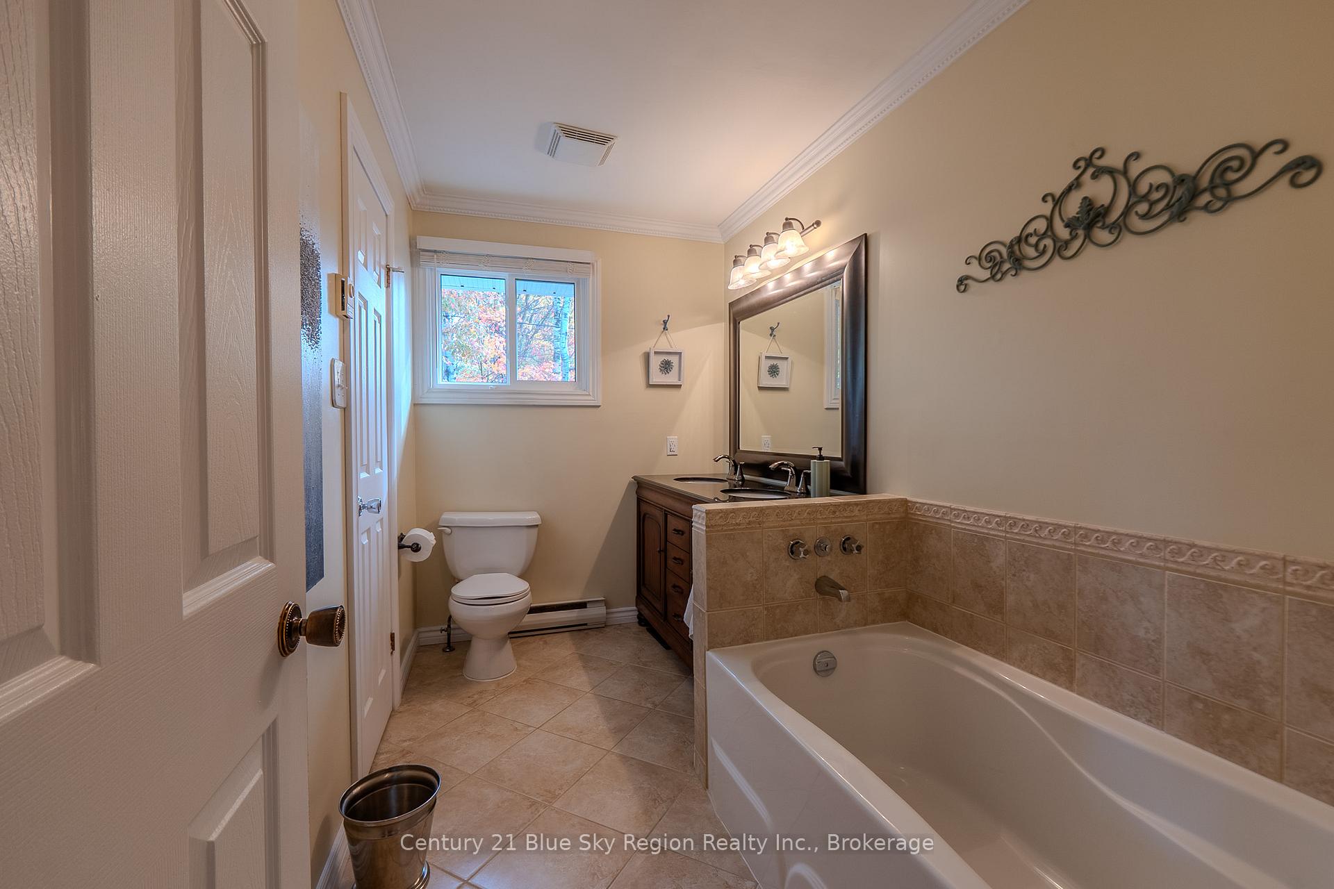 Photo 18 of 110 Sable Crescent, North Bay, Birchaven — HOMEH