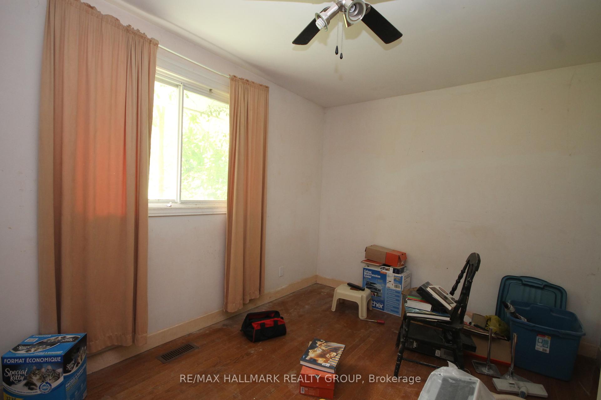 Photo 11 of 2516 Page Road, Ottawa, Chapel Hill South - Orleans Village — HOMEH