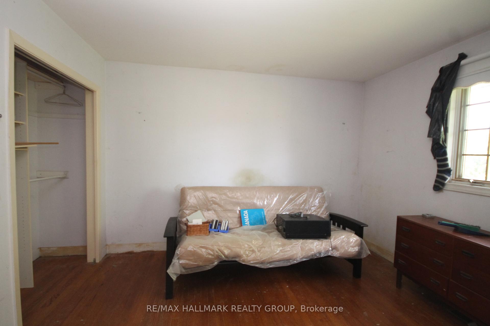 Photo 13 of 2516 Page Road, Ottawa, Chapel Hill South - Orleans Village — HOMEH