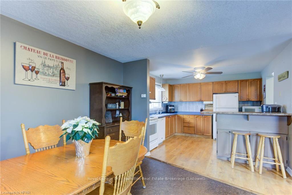 Photo 12 of 793 Lavery Street, North Perth, Listowel — HOMEH