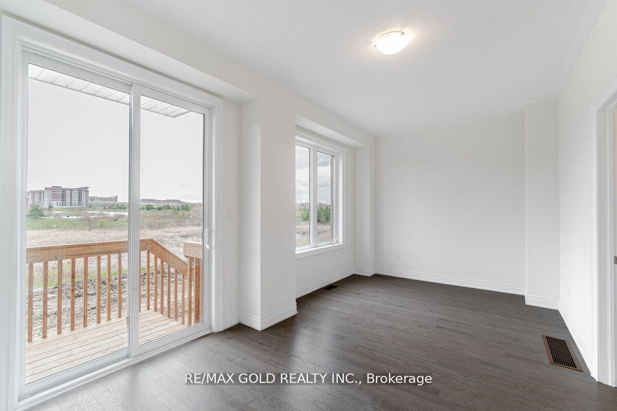 Photo 6 of 18 Andress Way, Markham, Cedarwood — HOMEH
