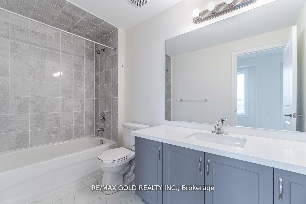 Photo 8 of 18 Andress Way, Markham, Cedarwood — HOMEH