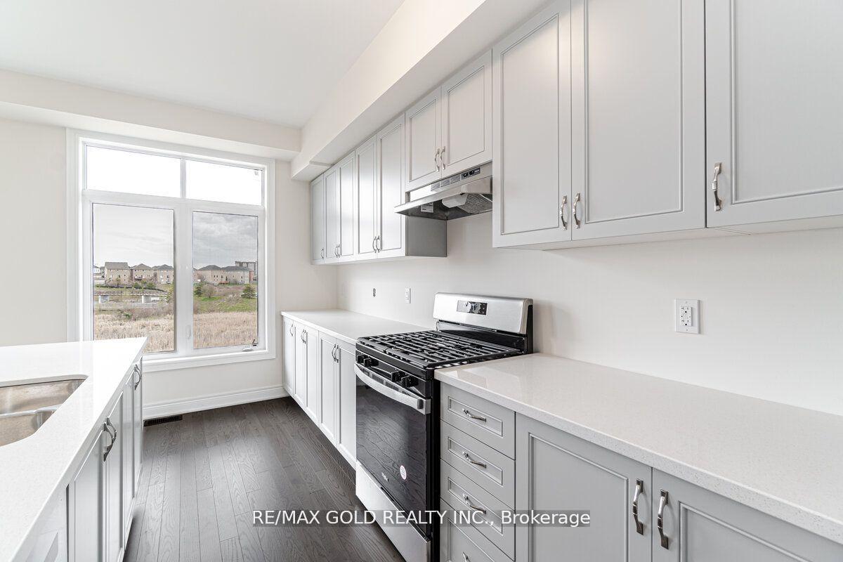 Photo 17 of 18 Andress Way, Markham, Cedarwood — HOMEH