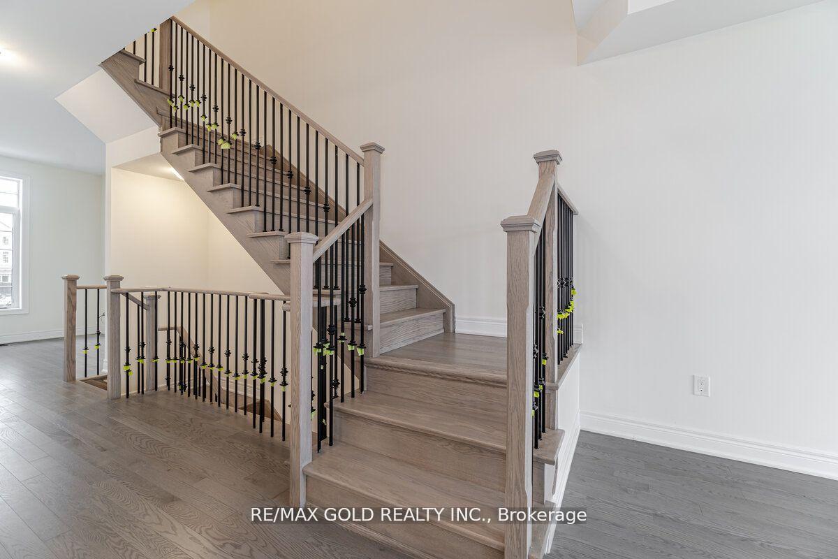 Photo 20 of 18 Andress Way, Markham, Cedarwood — HOMEH