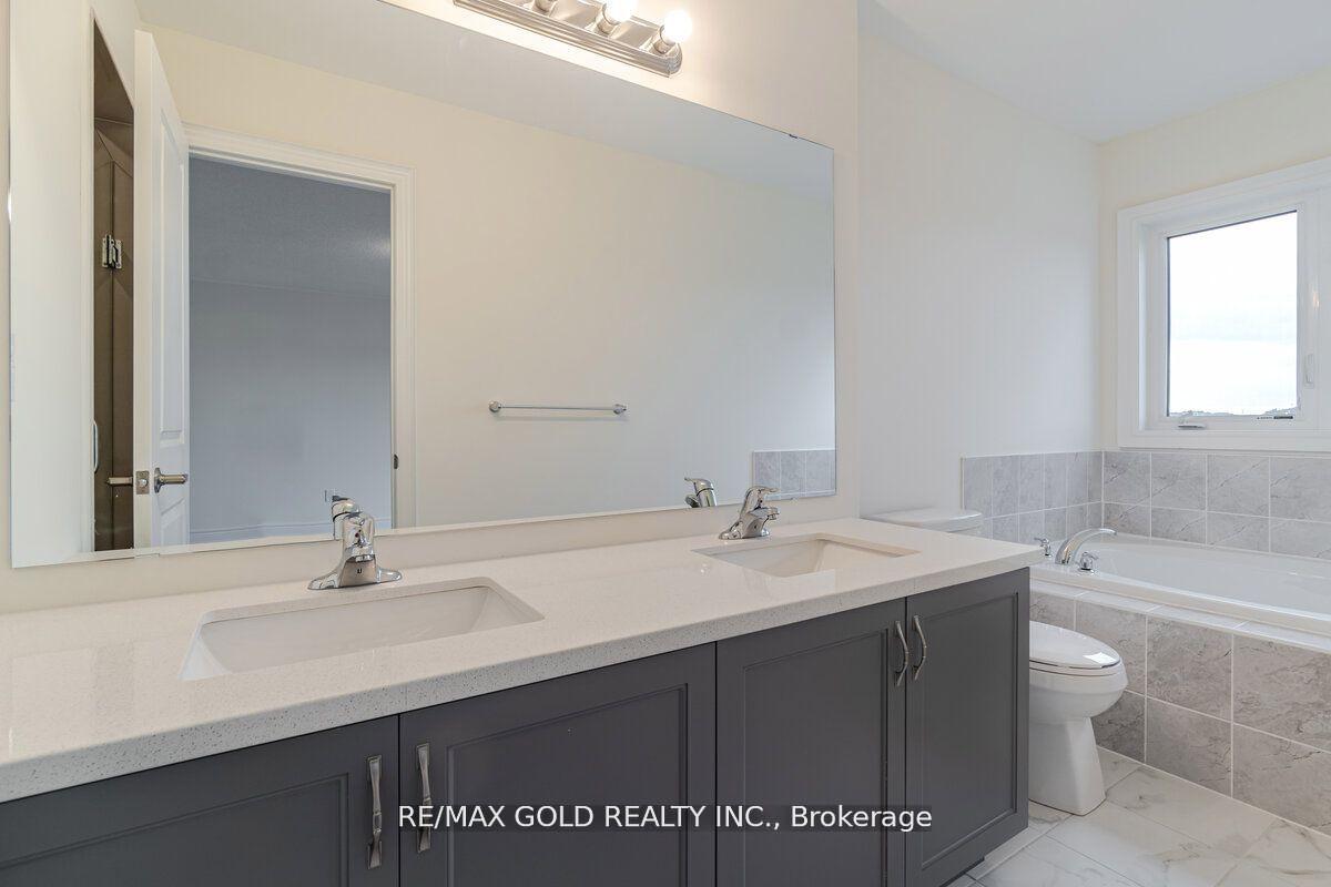 Photo 25 of 18 Andress Way, Markham, Cedarwood — HOMEH