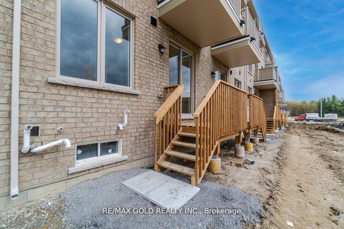 Photo 35 of 18 Andress Way, Markham, Cedarwood — HOMEH