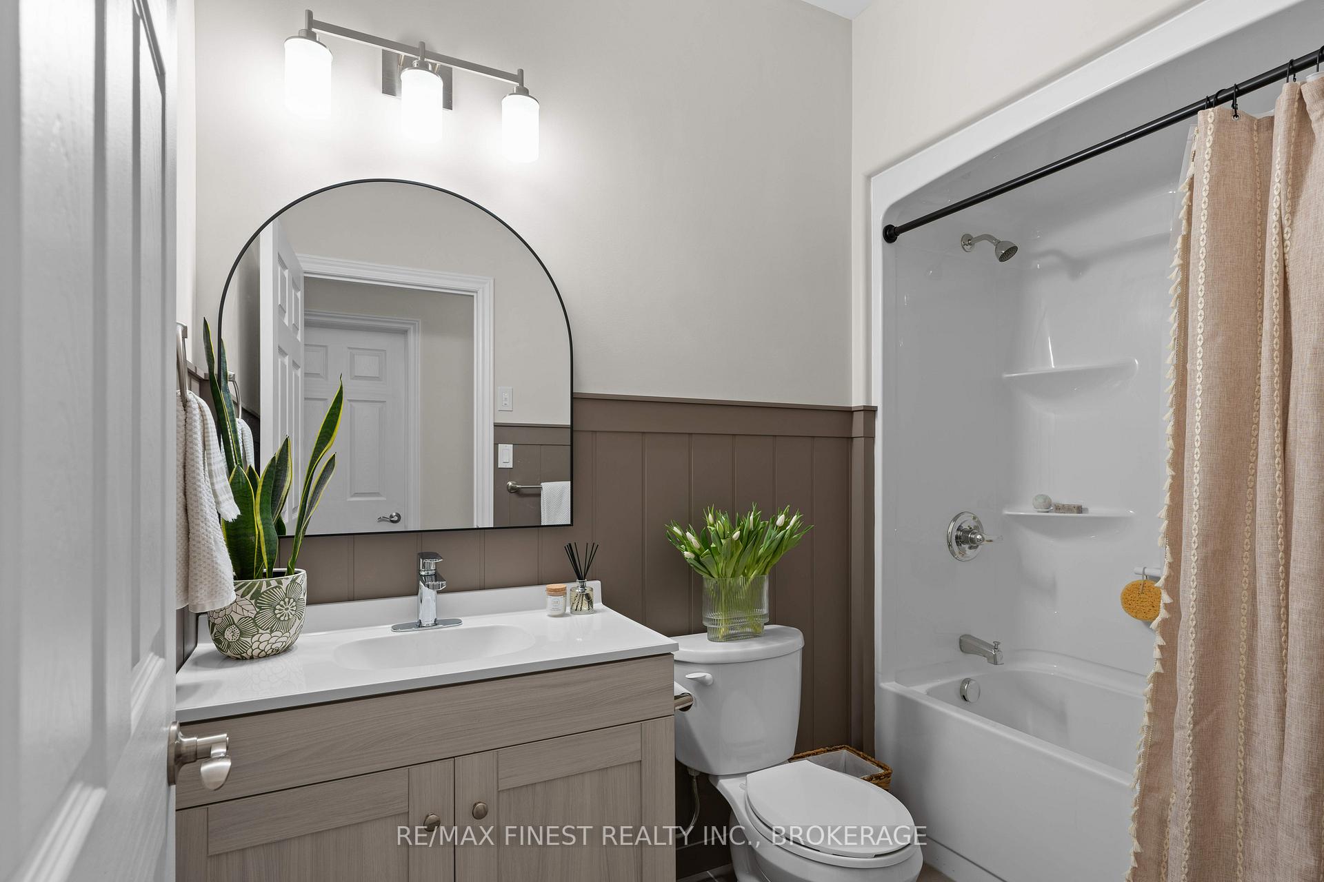 Photo 19 of 956 Blossom Street, Kingston, City Northwest — HOMEH