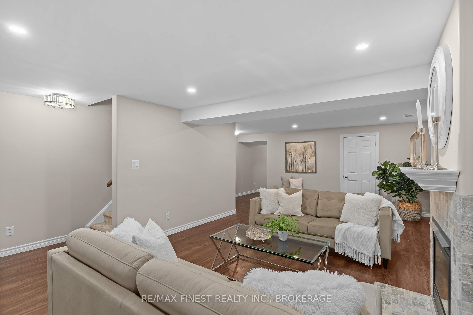 Photo 29 of 956 Blossom Street, Kingston, City Northwest — HOMEH