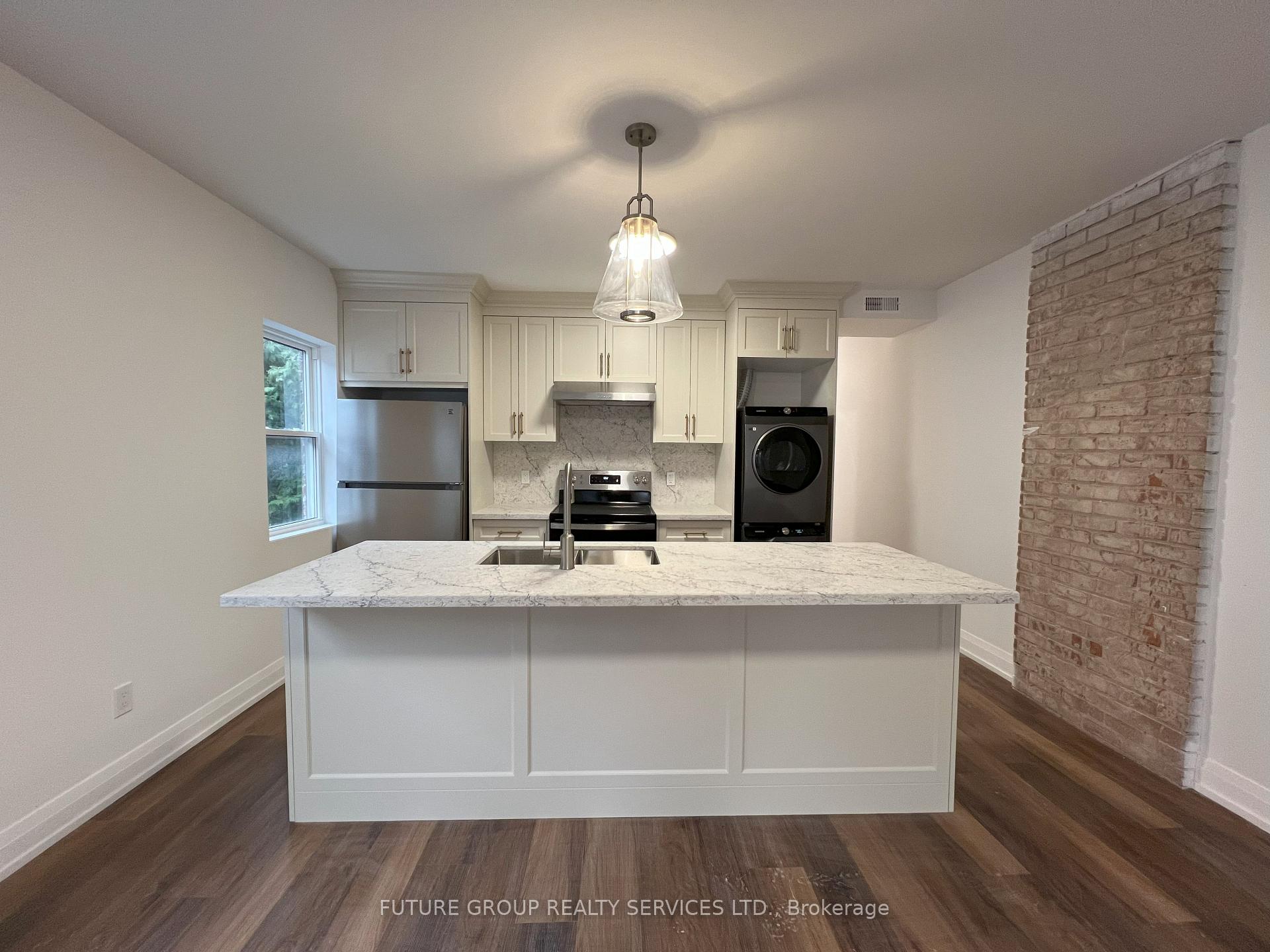 Front of Unit 1, 4876 Simcoe Street