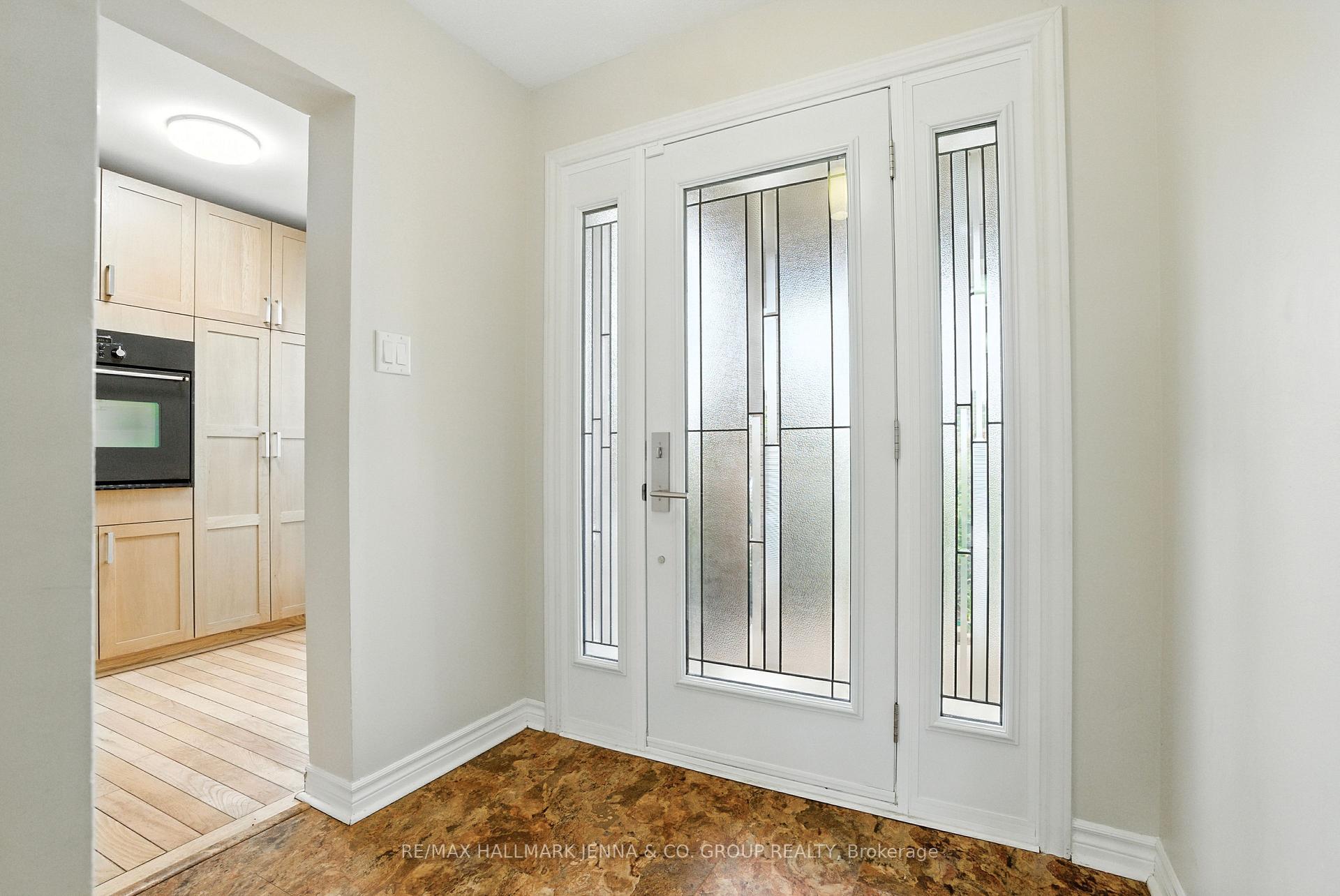 Photo 3 of 1115 St Emmanuel Terrace, Ottawa, Convent Glen North — HOMEH