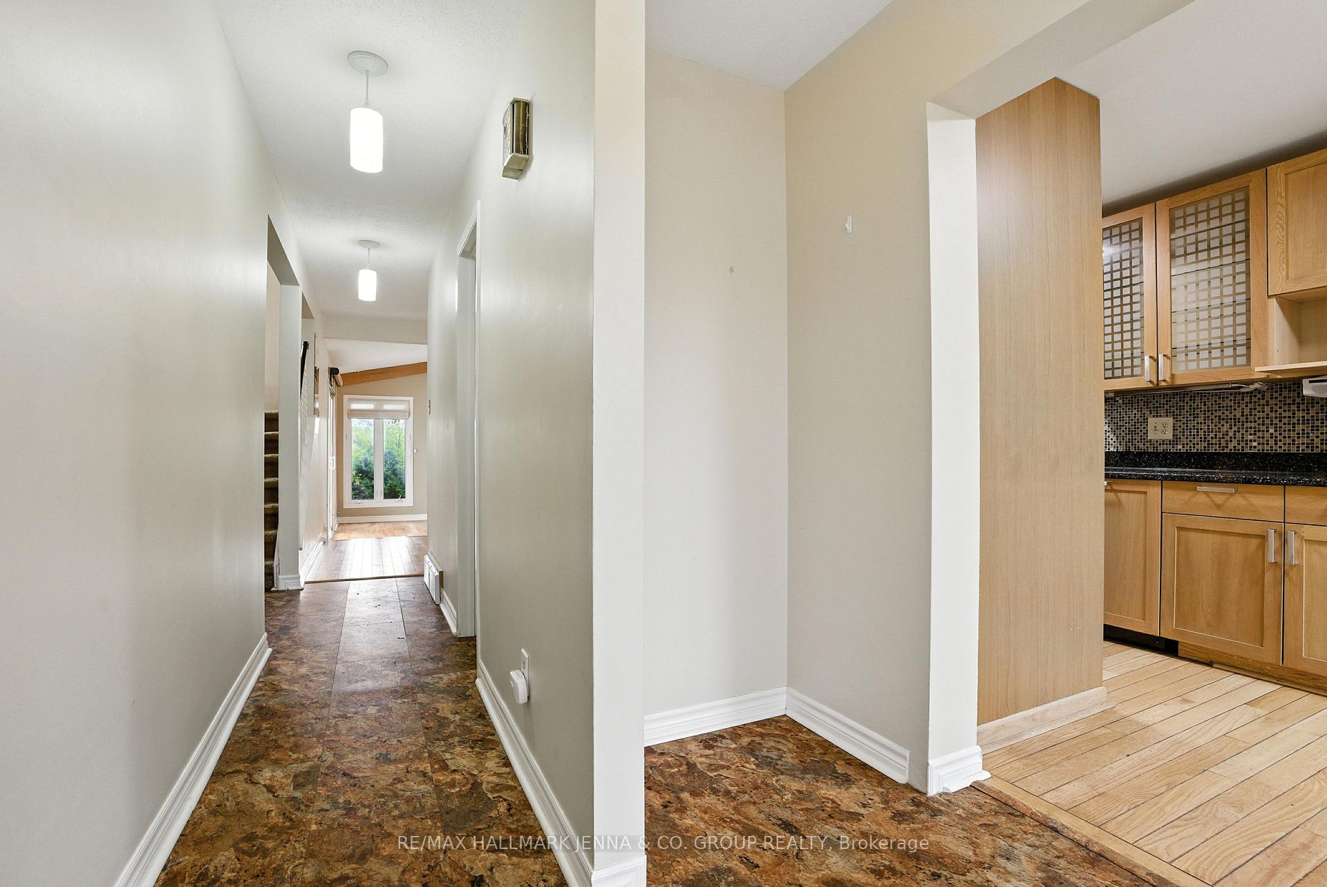 Photo 4 of 1115 St Emmanuel Terrace, Ottawa, Convent Glen North — HOMEH