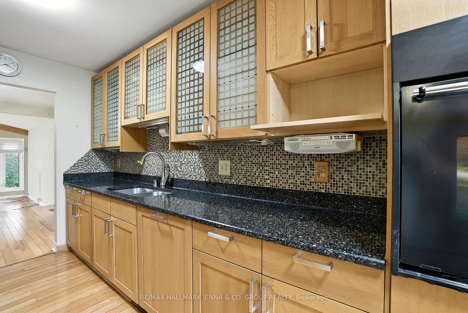 Photo 7 of 1115 St Emmanuel Terrace, Ottawa, Convent Glen North — HOMEH