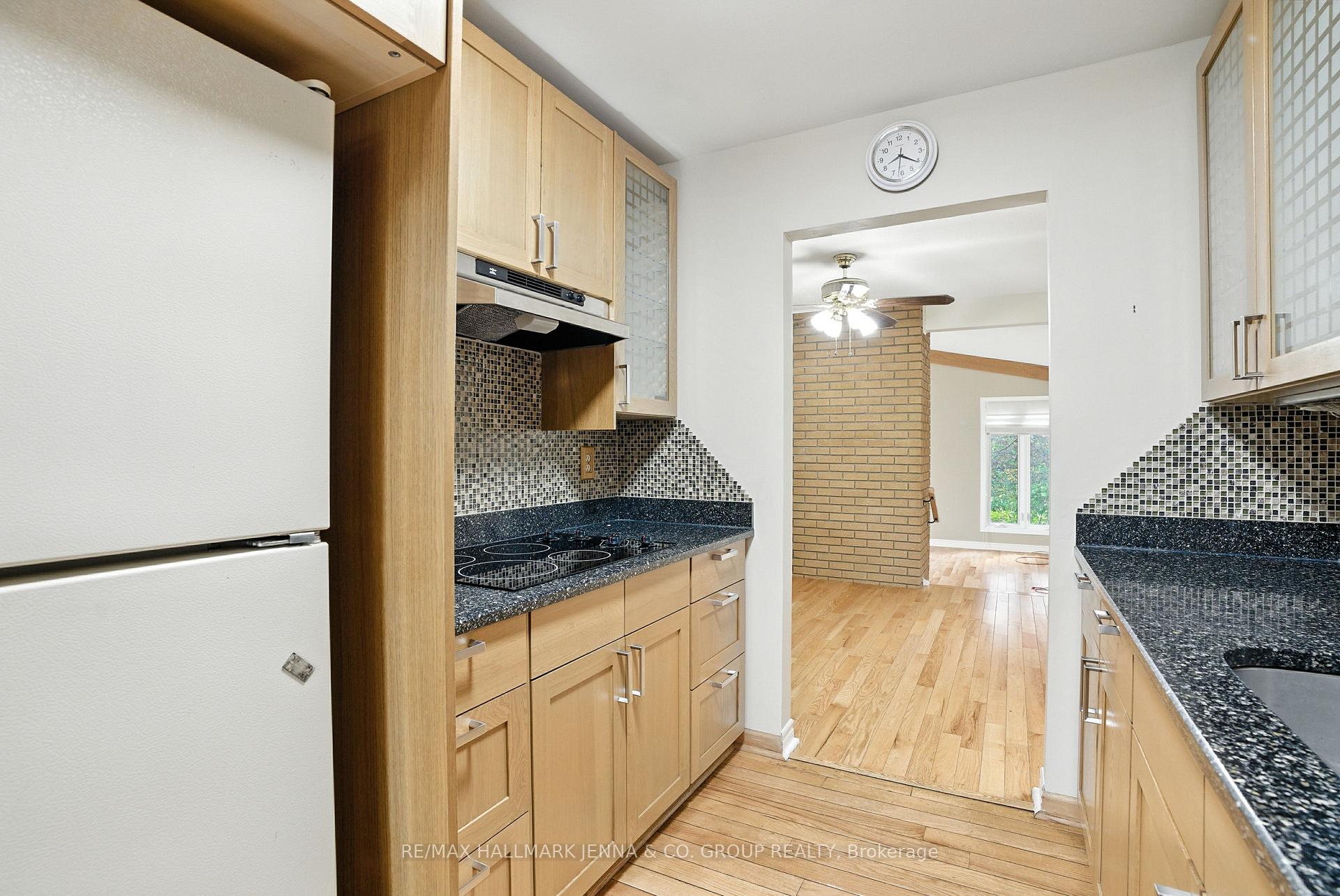 Photo 8 of 1115 St Emmanuel Terrace, Ottawa, Convent Glen North — HOMEH