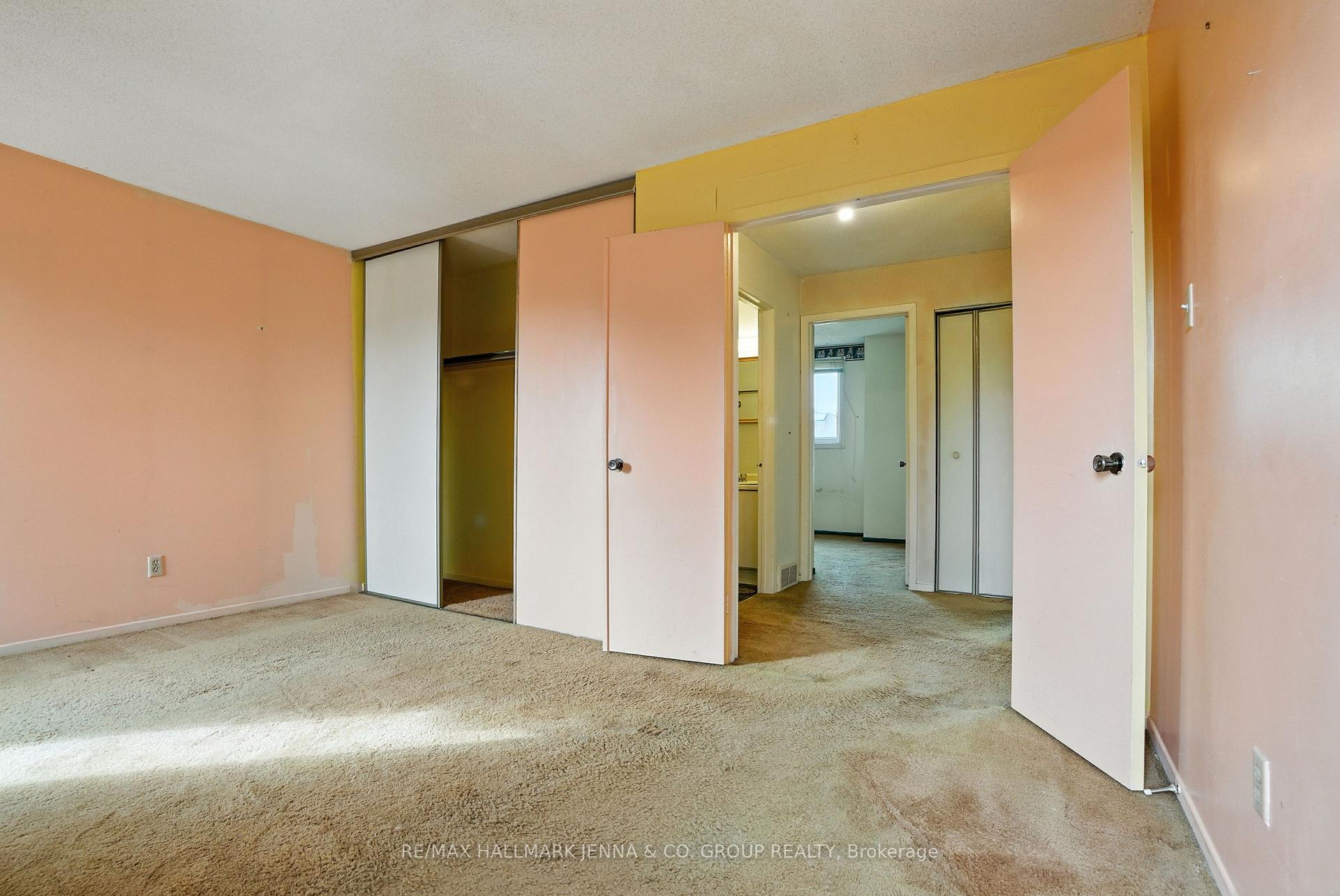 Photo 18 of 1115 St Emmanuel Terrace, Ottawa, Convent Glen North — HOMEH