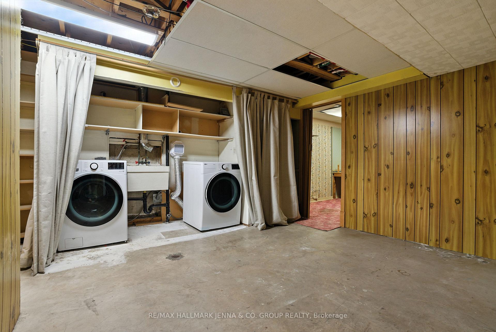 Photo 23 of 1115 St Emmanuel Terrace, Ottawa, Convent Glen North — HOMEH