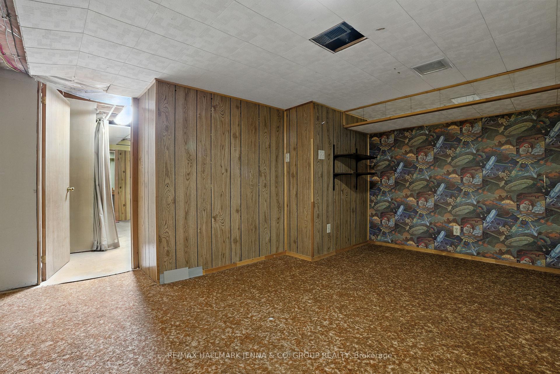 Photo 24 of 1115 St Emmanuel Terrace, Ottawa, Convent Glen North — HOMEH