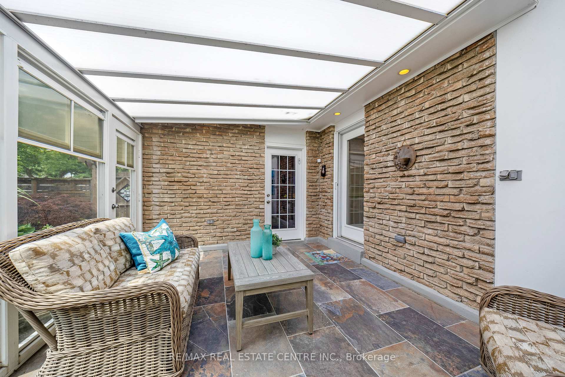 Photo 16 of 369 Wilson Drive, Milton, Dorset Park — HOMEH