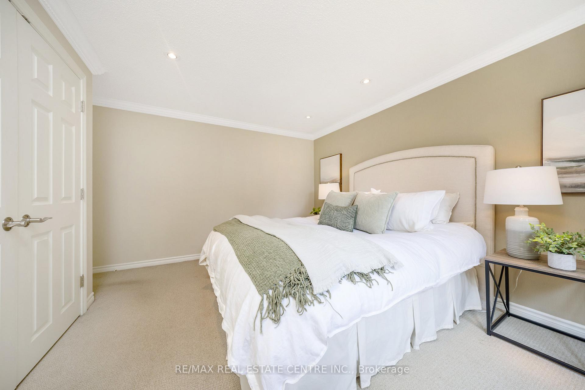 Photo 32 of 369 Wilson Drive, Milton, Dorset Park — HOMEH