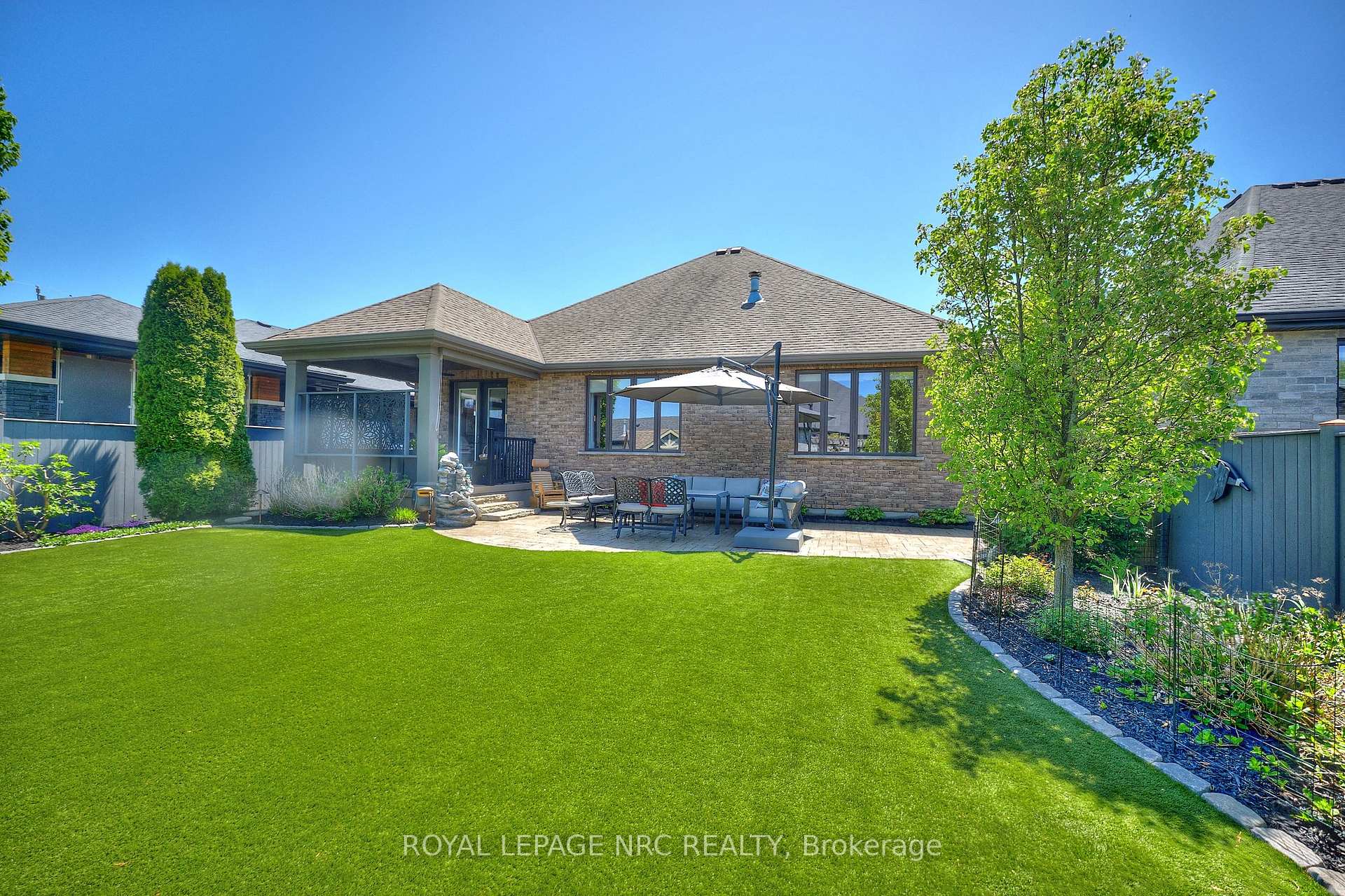 Photo 5 of 62 Rosewood Crescent, Pelham, Fonthill — HOMEH