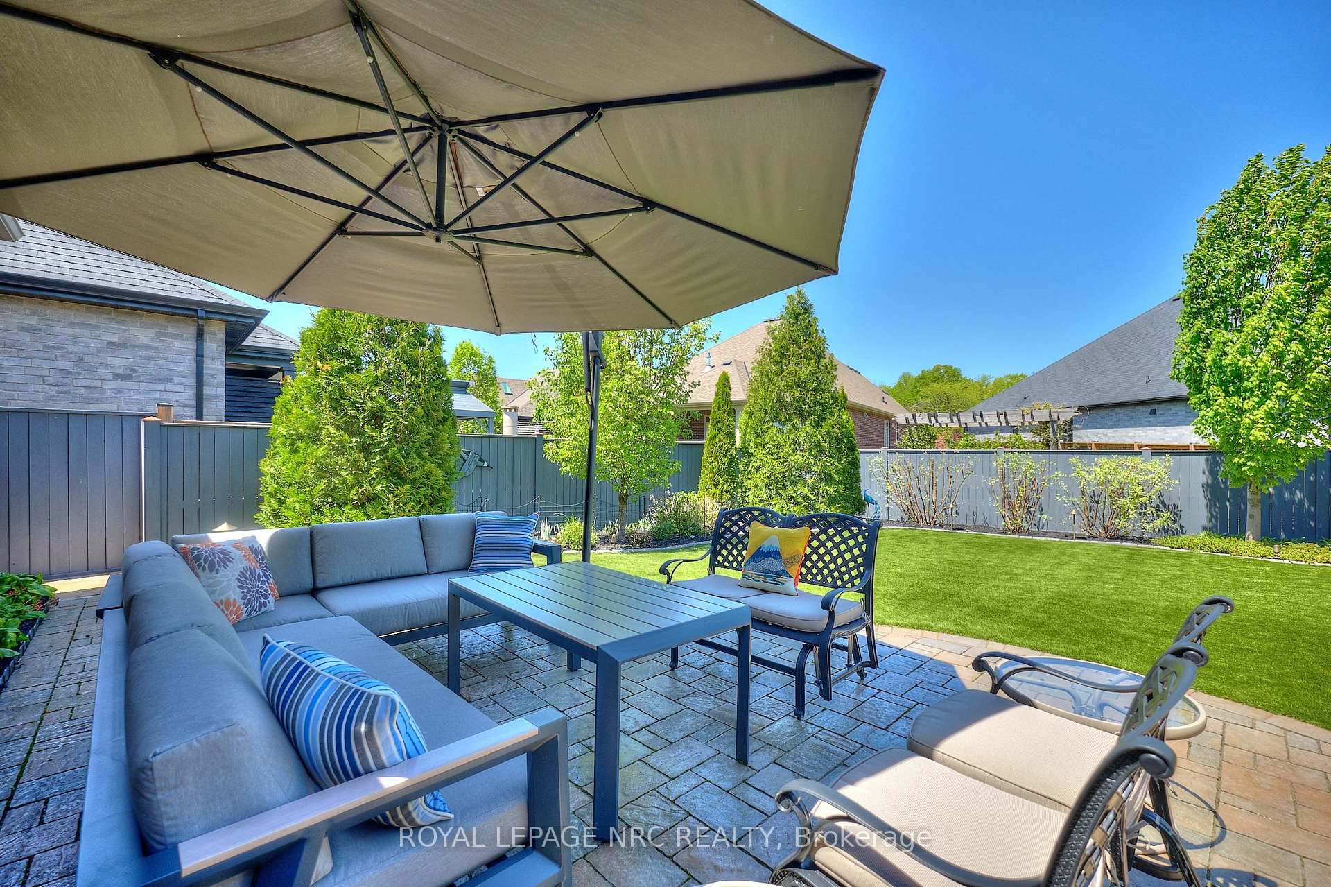 Photo 9 of 62 Rosewood Crescent, Pelham, Fonthill — HOMEH